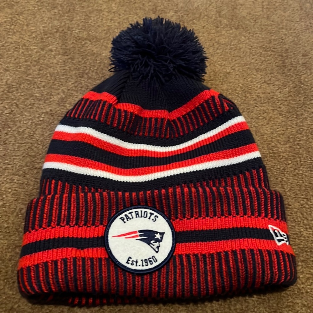 NWOT New England Patriots New Era 100 years NFL winter hat